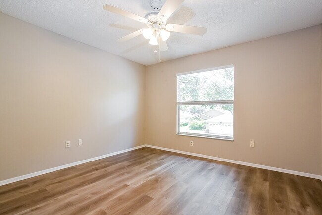 Building Photo - 67 Abbey Hollow Dr