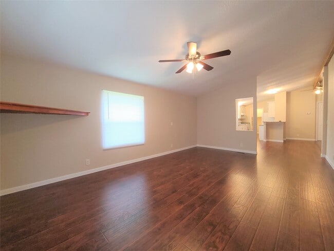 Building Photo - 5414 Five Oaks Dr