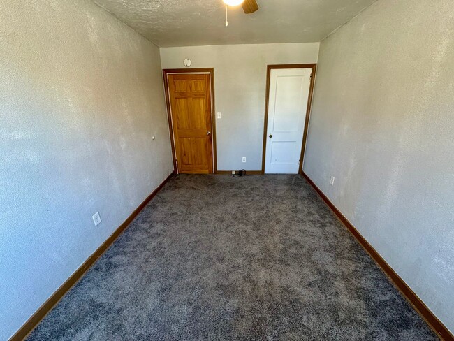 Building Photo - 732 Idlewood Ave