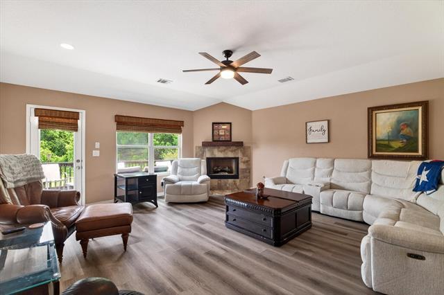 Building Photo - 2129 Megan Creek Dr