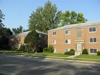 Building - 2323 Riverside Dr