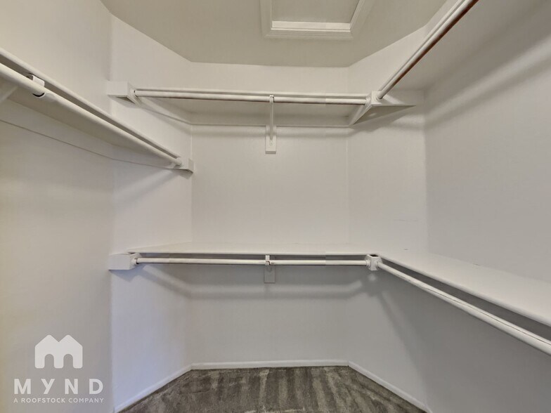 Building Photo - 3828 W Mariposa Grande Ln