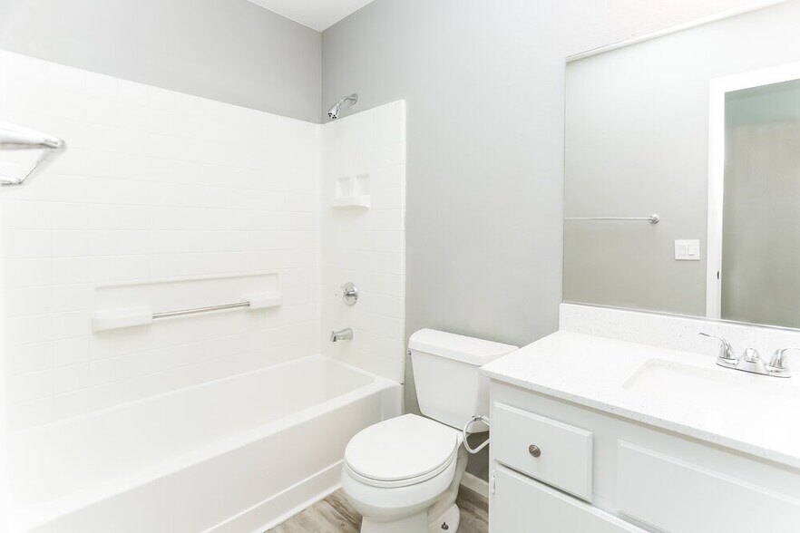 Building Photo - 4722 Checker Way