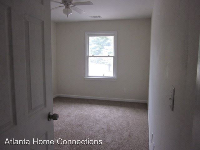 Building Photo - 3 br, 2.5 bath House - 4560 Golf Vista Circle