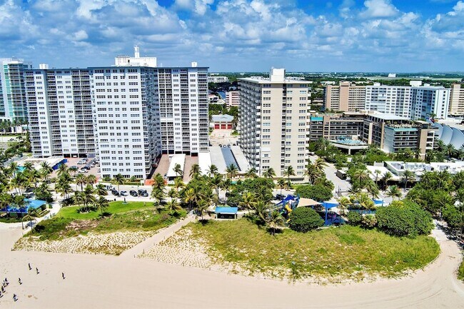 Building Photo - 111 N Pompano Beach Blvd