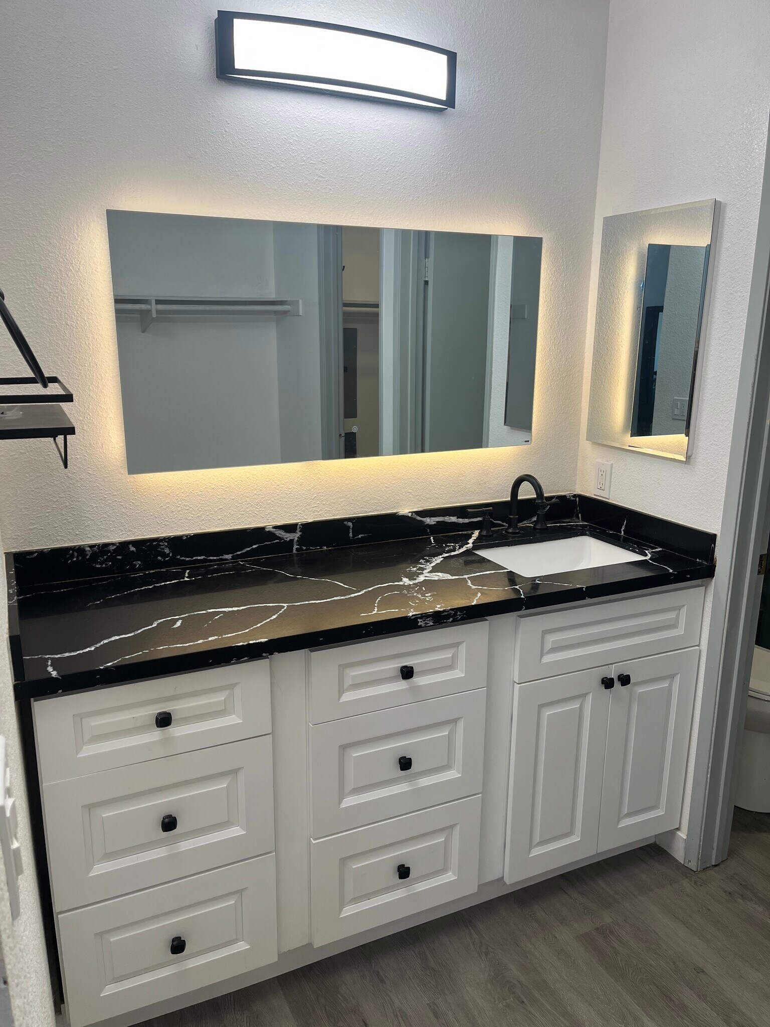Master Bath - 10300 Caminito Cuervo