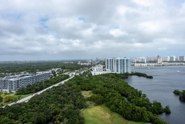 Building Photo - 16385 Biscayne Blvd