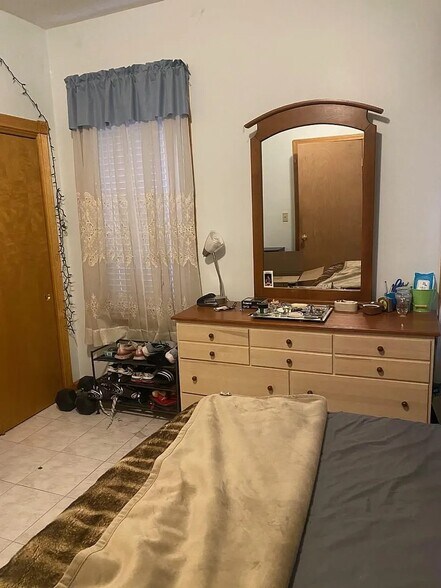 Bedroom 2 - 21 Mt Vernon St