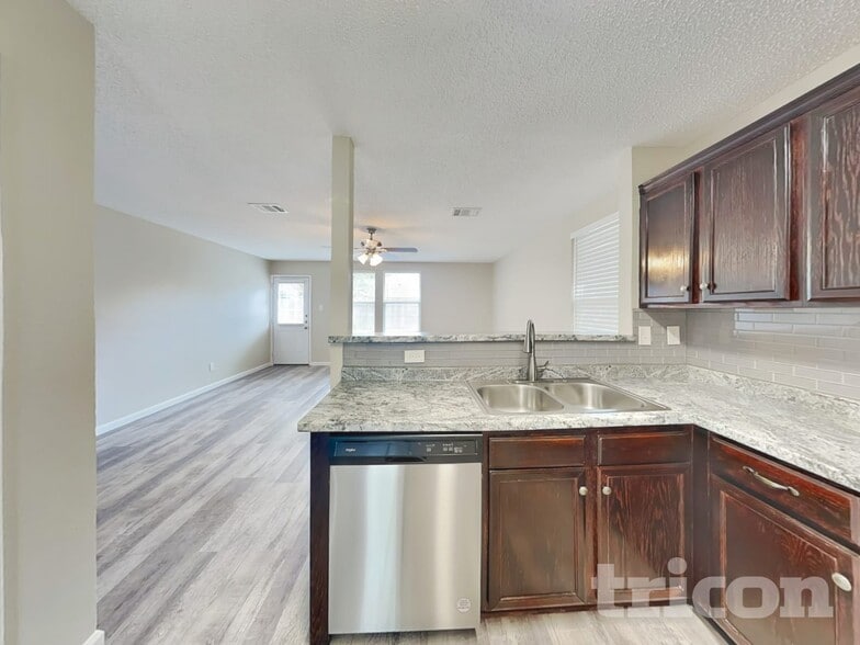 Building Photo - 3916 Golden Horn Ln