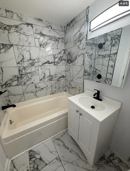 Building Photo - 11 Mather St