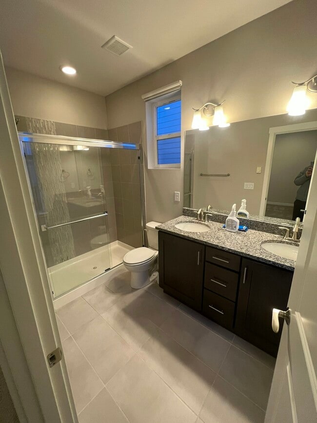 Building Photo - 14627 36th Ct NE