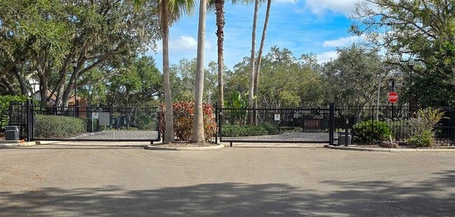 Building Photo - 4960 Anniston Cir