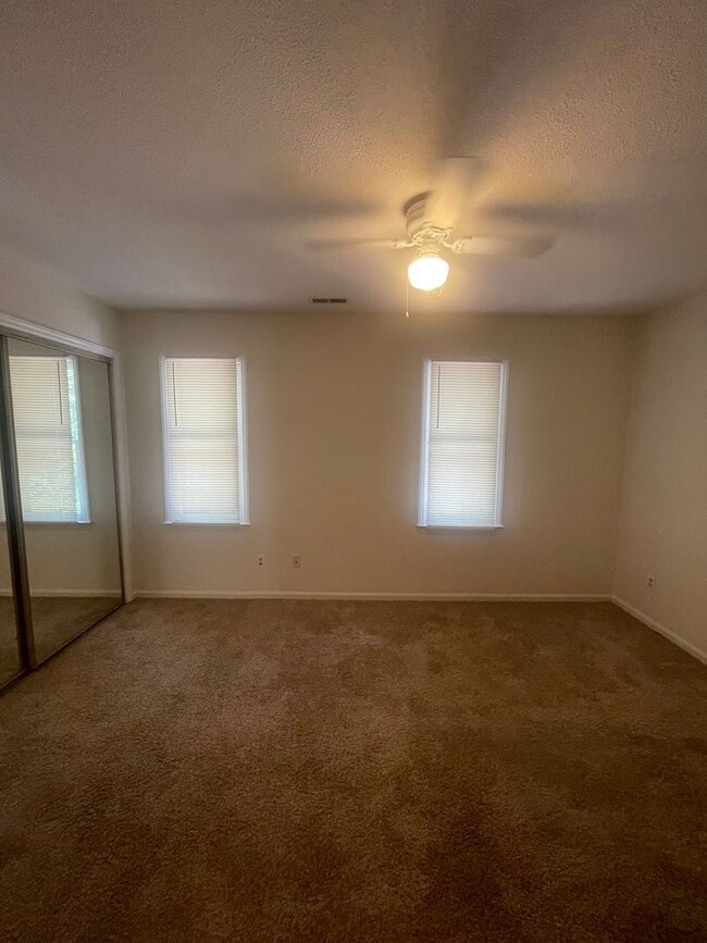 Building Photo - 4119 Kaplan Dr
