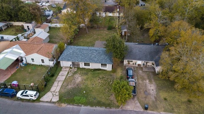 Building Photo - 5851 Southtown St