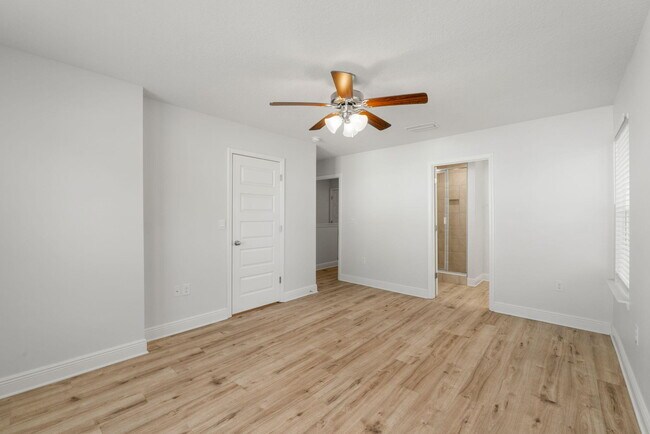 Building Photo - 45 Sandhill Pines Dr