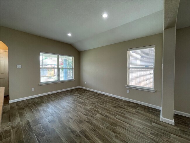 Building Photo - 6110 Moran Crest Dr