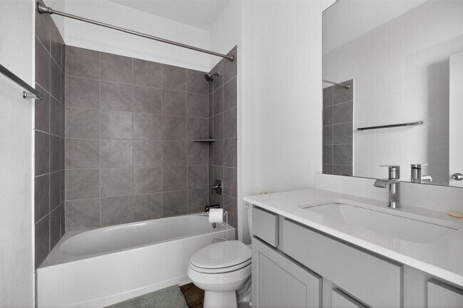 Building Photo - 6823 Amber Clf Ln