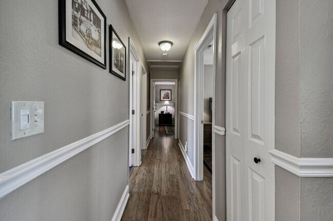 Building Photo - Elevated 3-Bed, 2-Bath, Corner-Lot Gem in ...