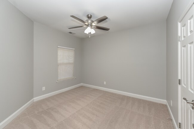 Building Photo - 100 Placid Grove Ln
