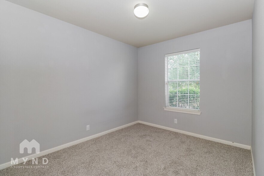Building Photo - 18729 Leigh Ln