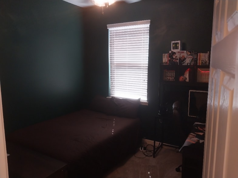 Building Photo - 6004 Sweet Birch Dr