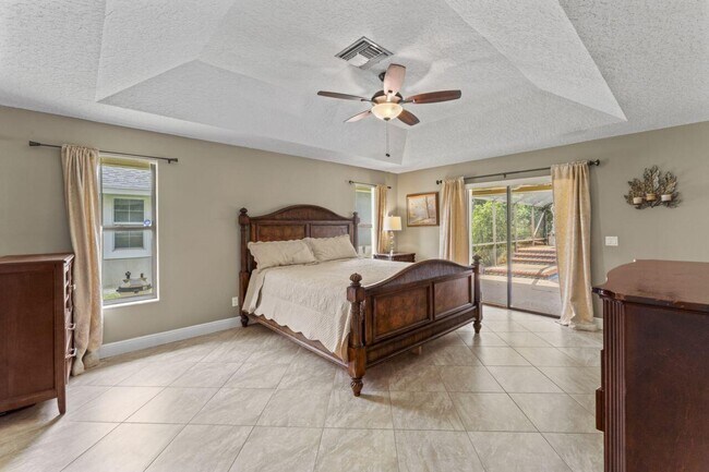 Building Photo - 13679 Callington Dr