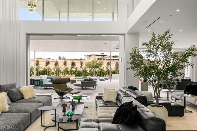 Building Photo - 14 Magic Stone Ln