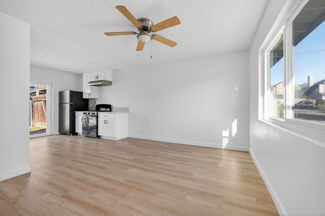 Building Photo - 767 Ball Ave