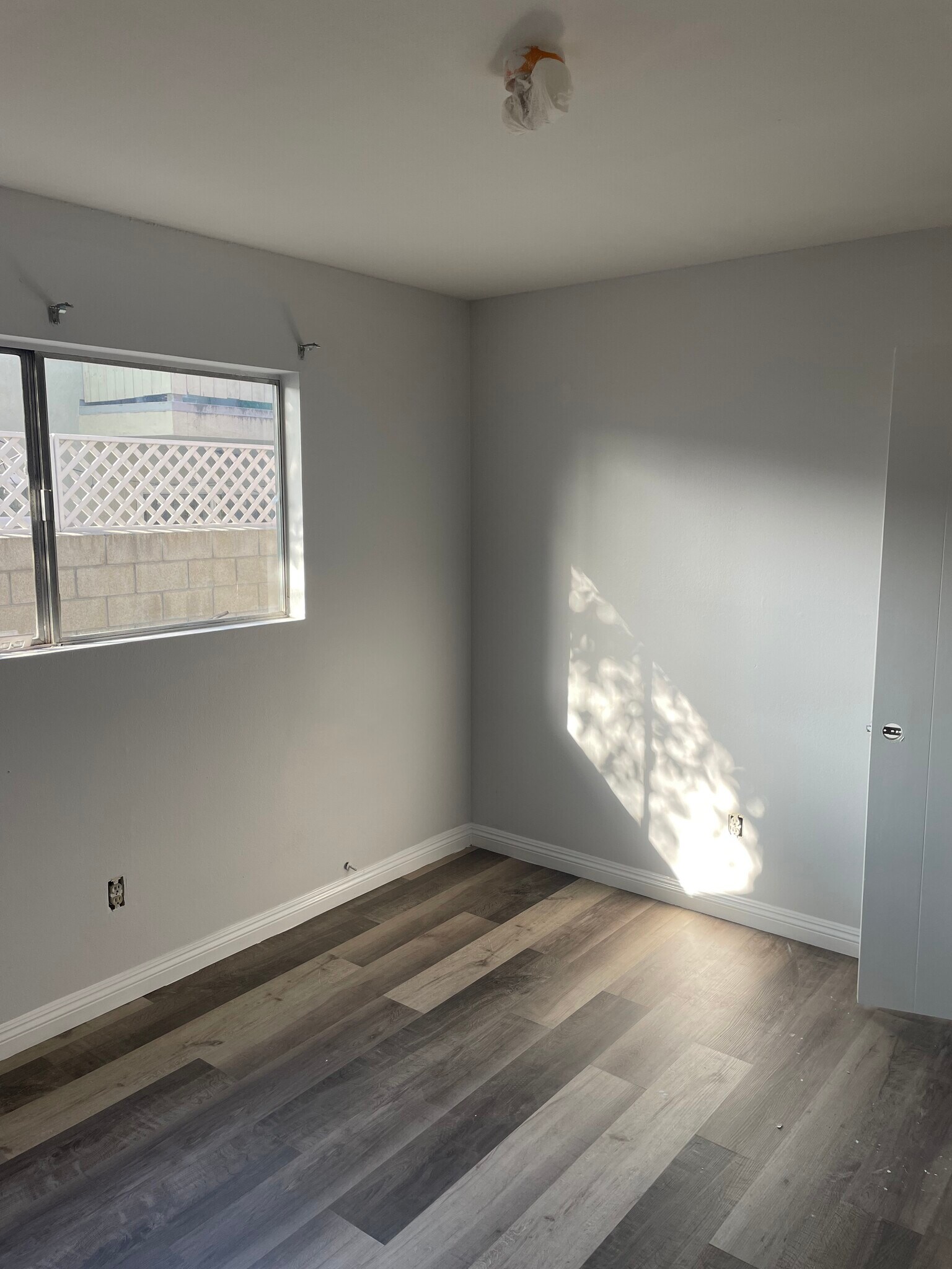 Building Photo - 17011 Pinehurst Ln