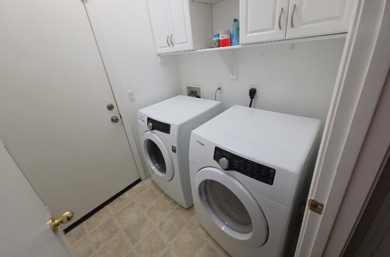 Building Photo - 17004 W Halifax Ln