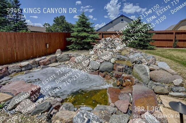 Building Photo - 9946 Kings Canyon Dr
