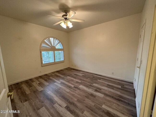Building Photo - 3169 E Desert Flower Ln