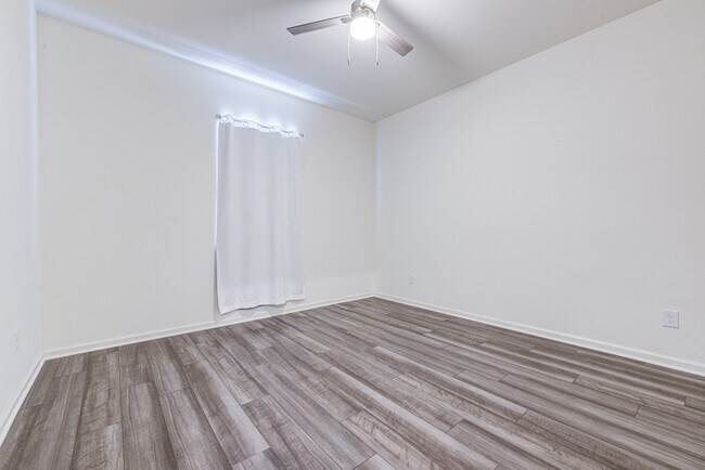 Building Photo - 1005 Blue Beech Ln
