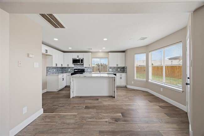 Building Photo - 3522 Pecan Mill Dr