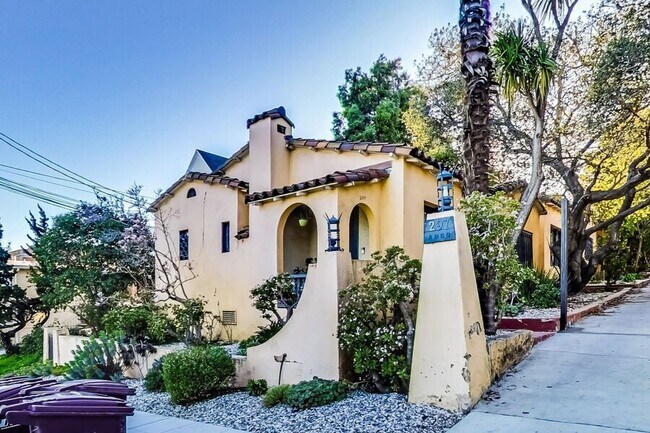 Building Photo - 297 MacArthur Blvd