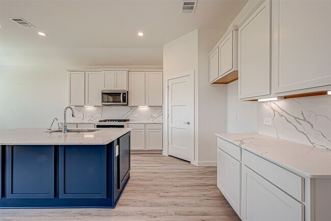 Building Photo - 3264 Voda Bnd Dr