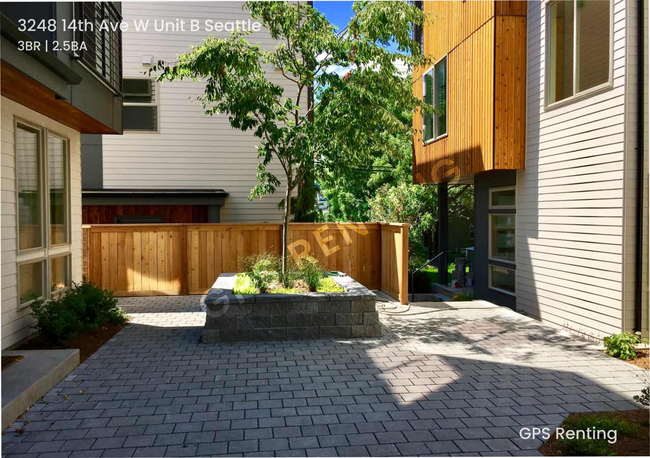 Building Photo - Beautiful 3bed 2.5 bath Home in Queen Anne...