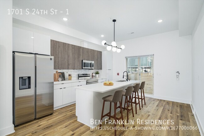 Building Photo - 1701 S 24th St