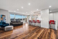 Building Photo - 151 Tremont St