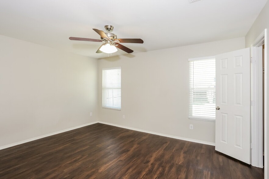 Building Photo - 9108 Penny Ln