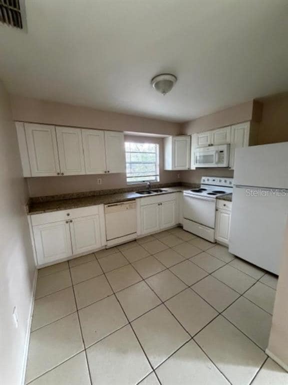 Building Photo - 187 Margie St