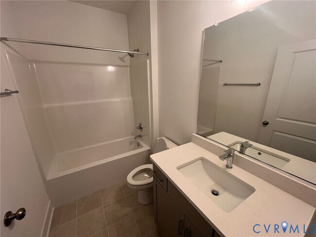 Building Photo - 15354 Oasis Sun Aly