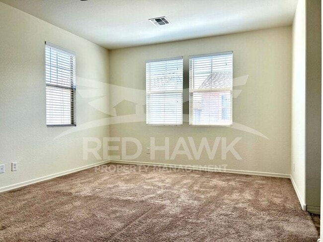 Building Photo - 9728 E Axle Ave