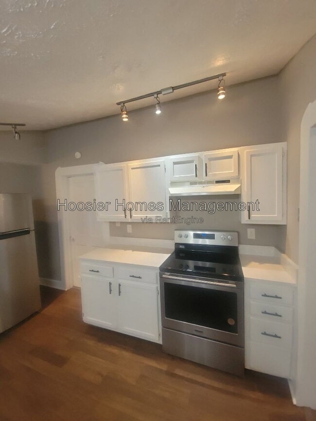 Building Photo - 4553 Ralston Ave