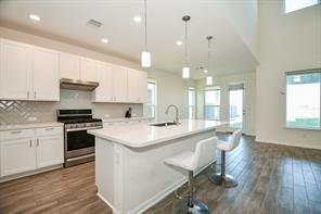 Building Photo - 4810 Emerson Manor Dr