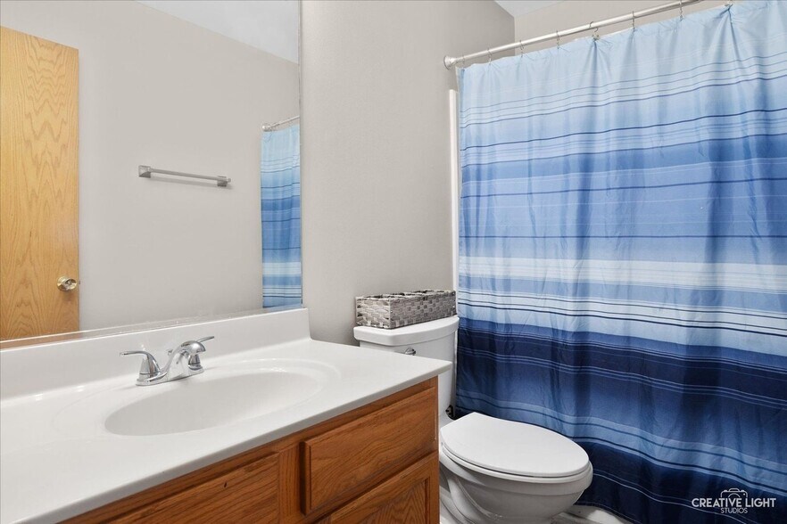 Building Photo - 283 Springbrook Trail S