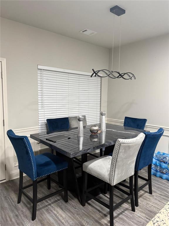 Building Photo - 1320 Sugar Glen Ct