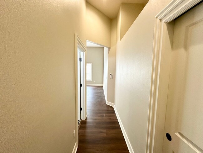 Building Photo - Modern Living with a Touch of Historic Charm