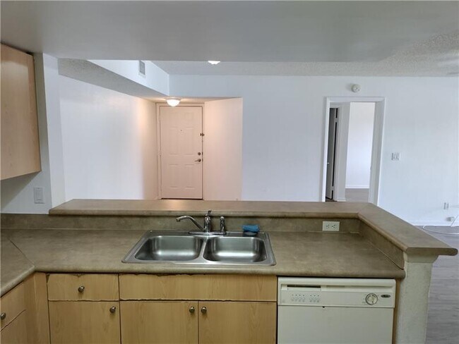 Building Photo - 9250 W Atlantic Blvd