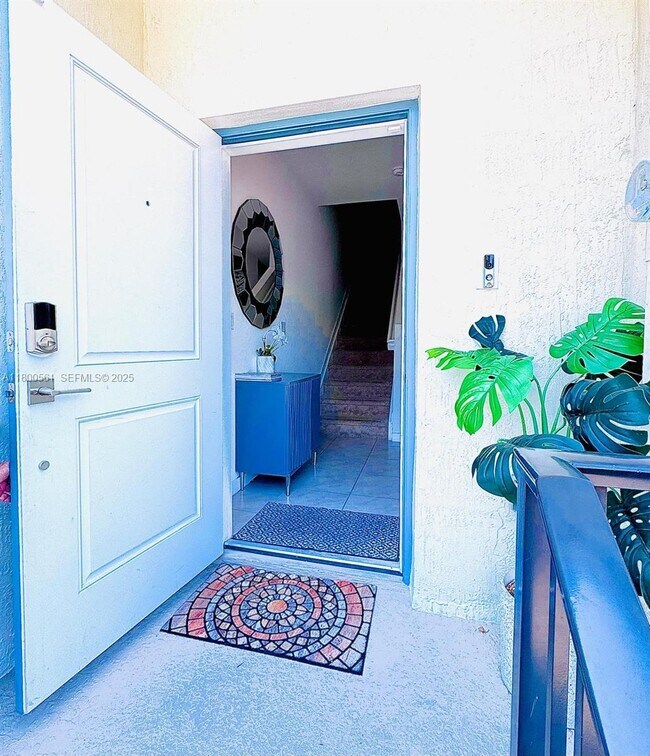 Building Photo - 761 SW 11th St